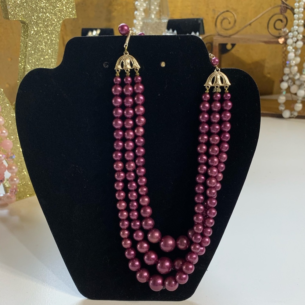 Vintage japan stamped 3 strand beaded necklace